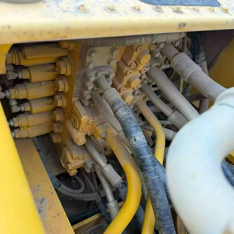 Komatsu PC210LC-8MO