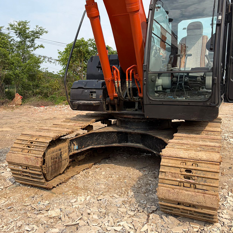Hitachi ZAXIS200