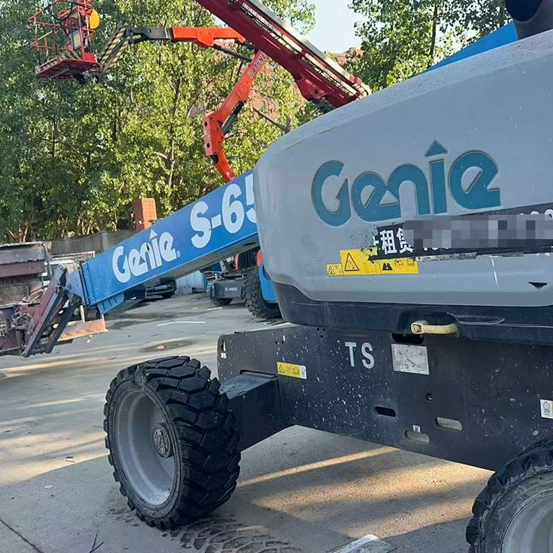 Genie S-65