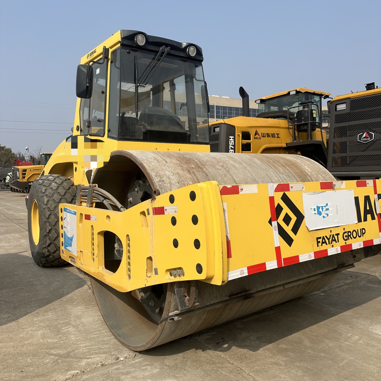 BOMAG BW220D-4C Road Roller