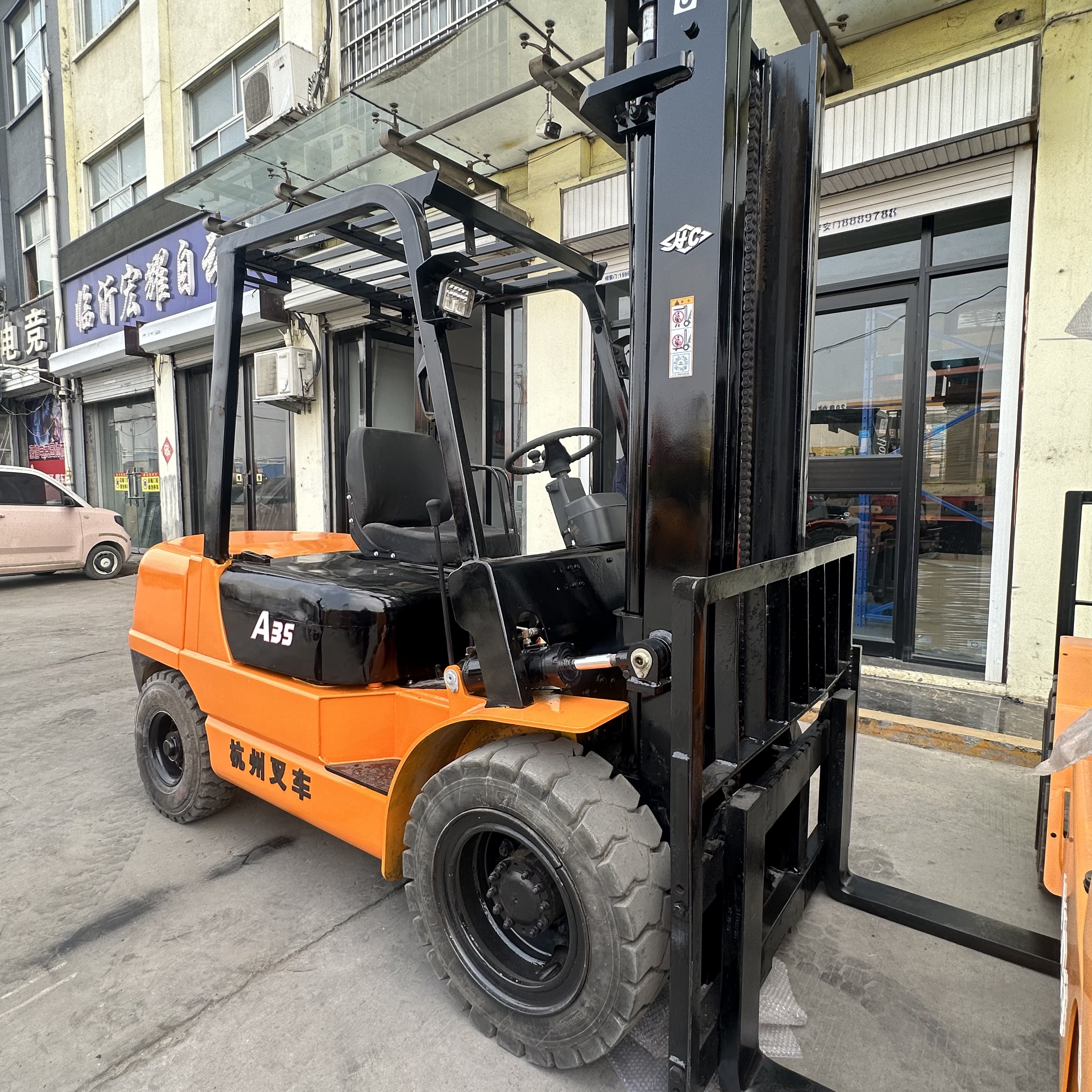 Вилковый погрузчик Hangcha A35 CPC35HB