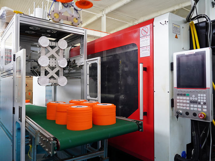 Injection Molding Machine