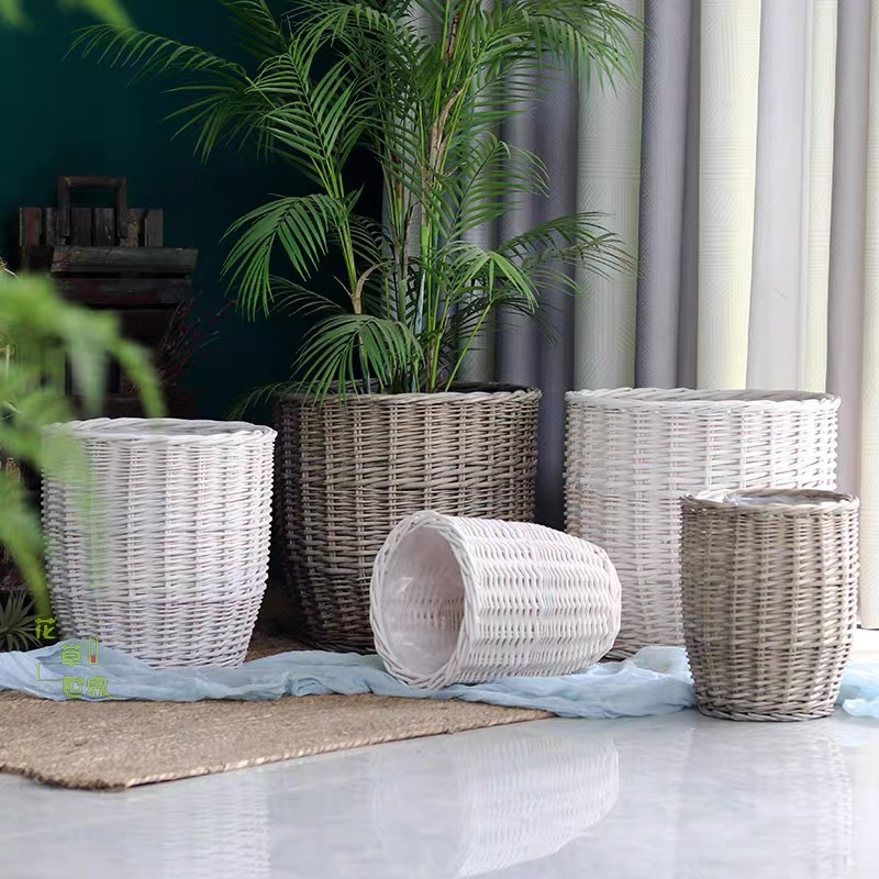 What are the artworks of willow weaving?