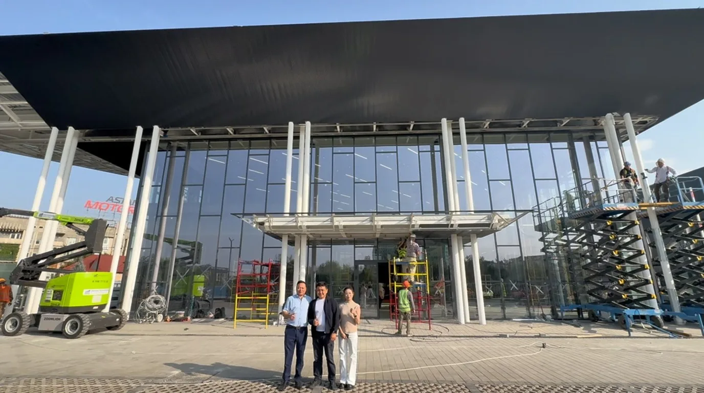 Car dealership (under construction)