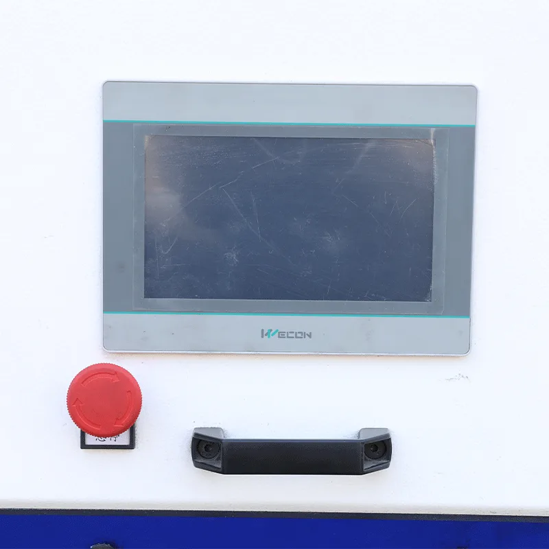 Hose crimping machine