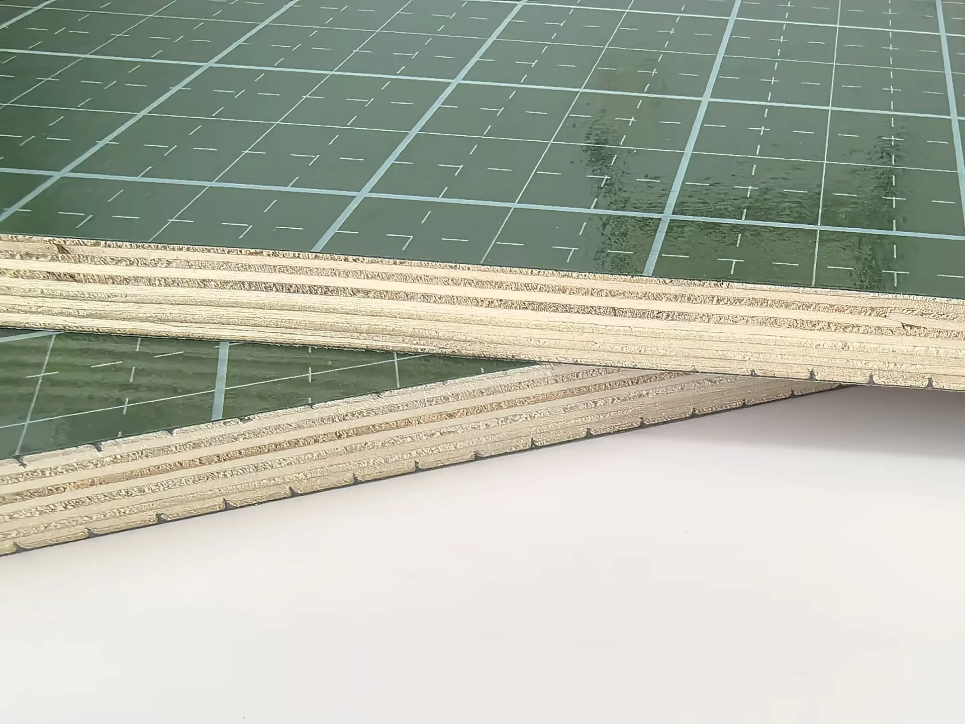 Green PP Plastic Film Faced Plywood Shuttering Construction Hardwood Plywood