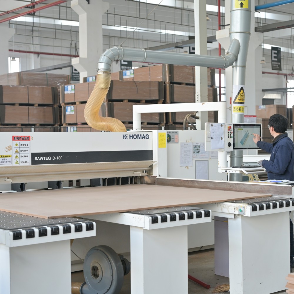 interior wood door supplier in China